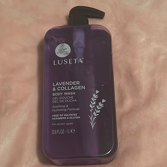 Luseta Lavender & Collagen Body Wash 33.8 fl oz - Picture 2 of 3